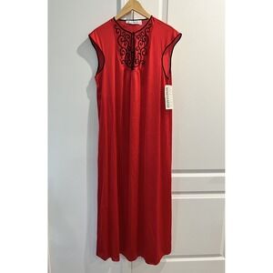 Vintage Vandemere Red Antron‎ III Nylon Nightgown Dress Embroidered Sz S USA NWT